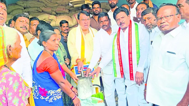 సన్న బియ్యం పంపిణీ చరిత్రాత్మకం