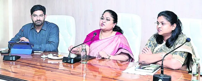 సాంకేతిక ఆధారిత పరిశ్రమలు స్థాపించాలి 
