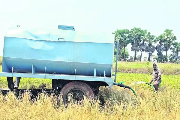 ఫ ట్యాంకర్లకు గిరాకీ..