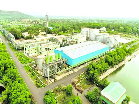 లాభాల బాటలో ఆర్‌ఎఫ్‌సీఎల్‌