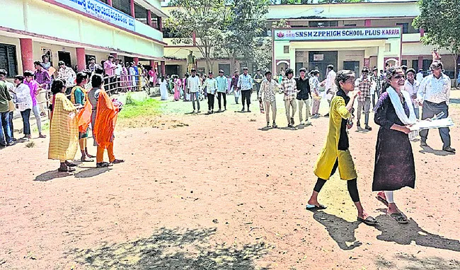 ‘ఉపాధి’ బకాయిలు  వెంటనే చెల్లించాలి 
