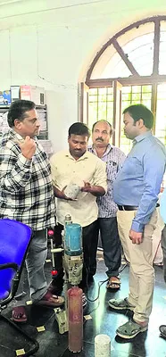 గిరిజన రైతులు పథకాలు అందిపుచ్చుకోవాలి