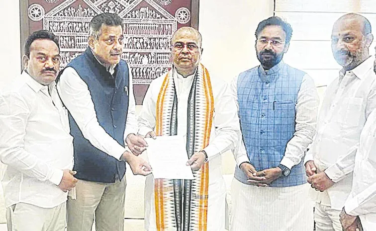 Telangana BJP MPs meet Dharmendra Pradhan over HCU land row