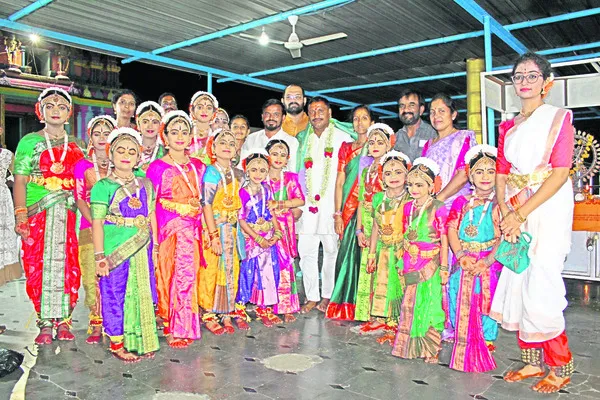 ఏకచక్రేశ్వరుడి సన్నిధిలో గజ్జె పూజ 