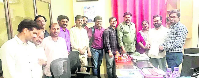 21 నుంచి సమ్మెలోకి ఆర్జీయూకేటీ అధ్యాపకులు 