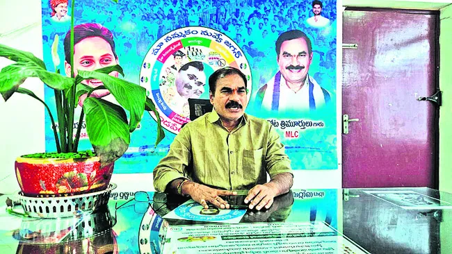 రైతు పండించిన ప్రతి గింజా కొనాల్సిందే