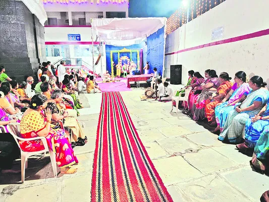 నేత్రపర్వంగా శ్రీవారికి వసంతోత్సవం