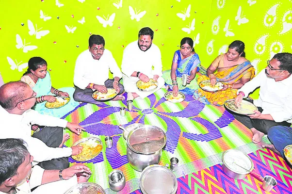 పేదోడి కడుపు నింపేందుకే సన్న బియ్యం 