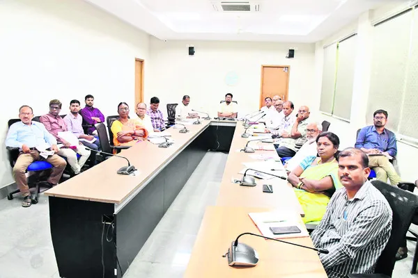 పంటలకు నీటిని విడుదల చేయలేం