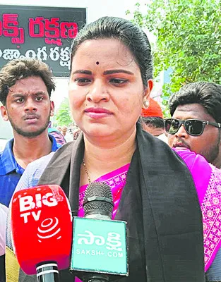 సీఎం చంద్రబాబు సమాధానం చెప్పాలి 