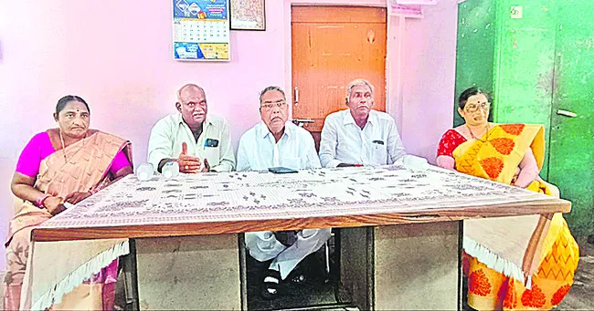 చలసానిపై నిరాధార ఆరోపణలు తగదు 