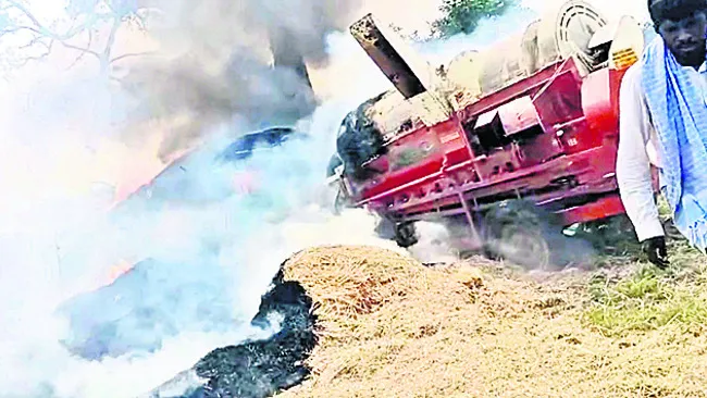 నూర్పు చేస్తుండగా మంటలు 