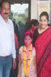 Mala Papalkar who dumped in bin as a baby now in Nagpur DM officee3