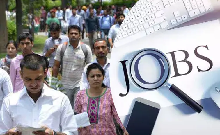 End Of Salaried Middle Class Says Market Expert