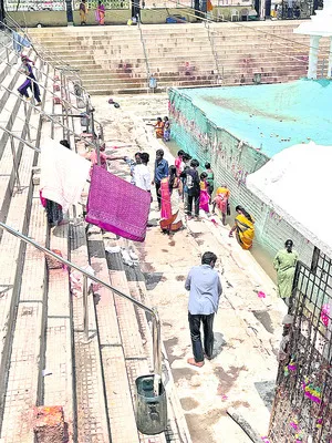 ధర్మగుండంలో ఇలాగైతే ఎలా..