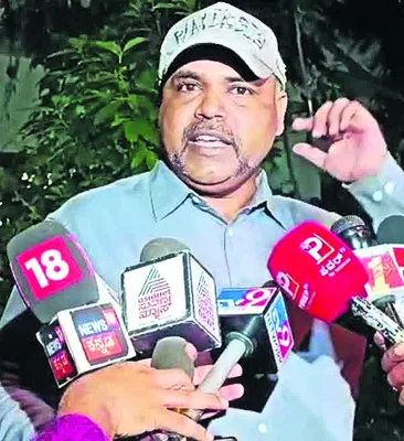క్రూరంగా హత్య చేశారు