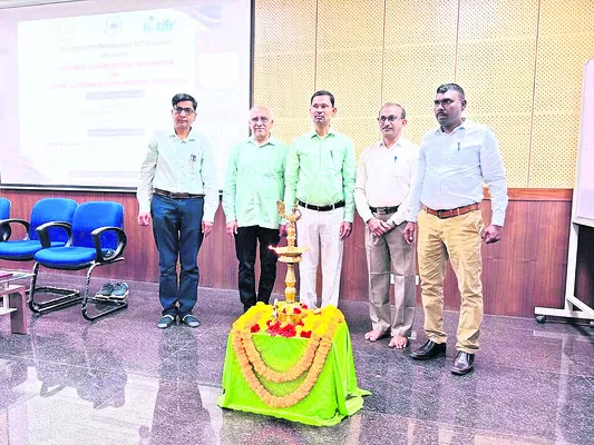 గణితంతోనే అన్ని విభాగాల్లో  పరిశోధనలు