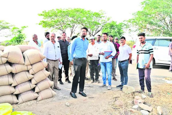 నాణ్యమైన ధాన్యమే సేకరించాలి