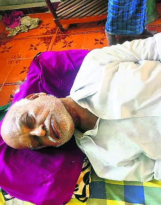 ఒంటరి జీవితంపై విరక్తితో వృద్ధుడి ఆత్మహత్య