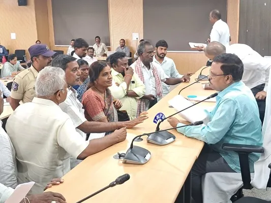 నేడు ఉత్తమ్‌ పర్యటన
