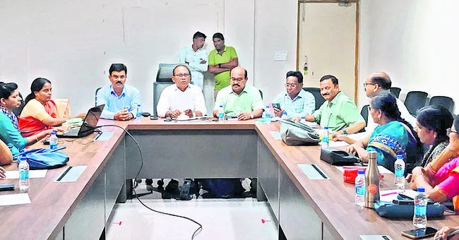 ఐరన్‌, ఫోలిక్‌ మాత్రలతో ఎనీమియా నివారణ