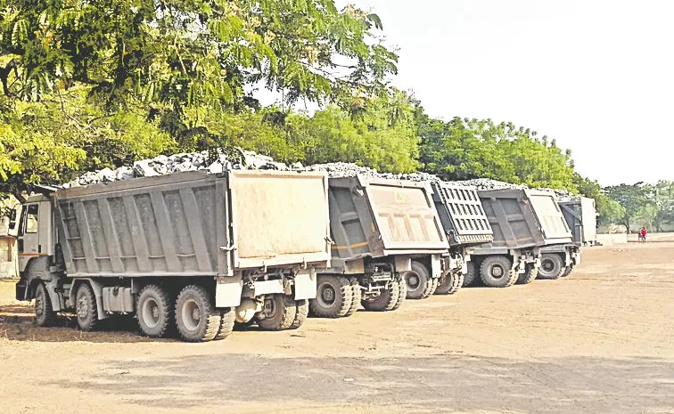Tippers supplying limestone to ultra-tech industry seized