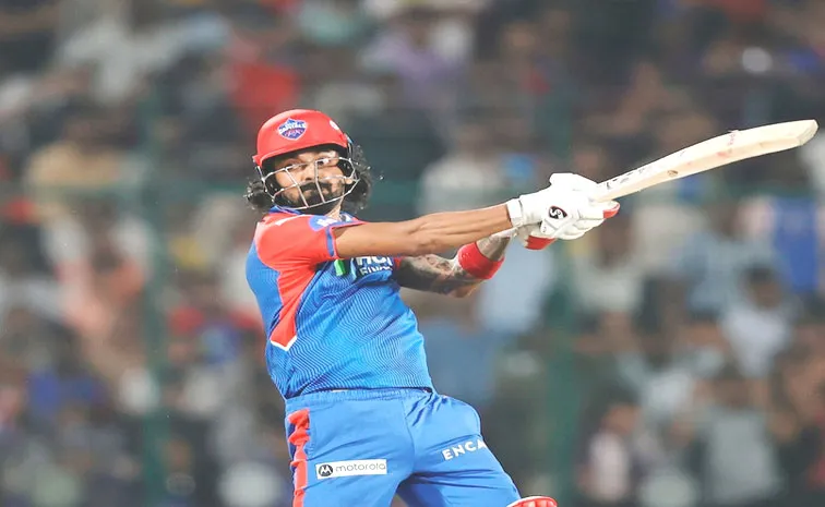 KL Rahul becomes fastest to reach 5000 runs in IPL