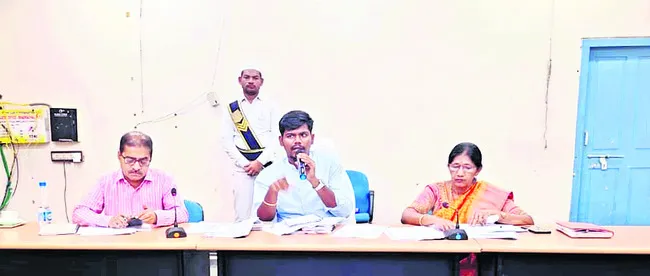 హాస్టళ్లు, పాఠశాలలు సిద్ధంగా ఉండాలి 