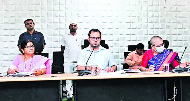 దరఖాస్తుల విచారణ వేగవంతం చేయాలి 