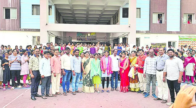 ఇంటర్ ఫలితాల్లో బాలికలదే హవా