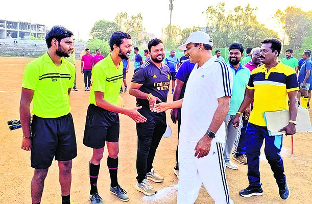 క్రీడలతో పాటు వ్యాయామం తప్పనిసరి 