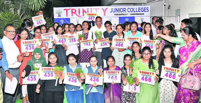 ‘ట్రినిటి’ జయకేతనం