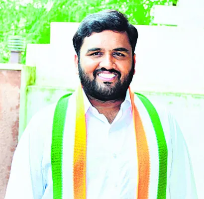 యూత్‌ కాంగ్రెస్‌ జిల్లా అధ్యక్షుడిగా సాయికుమార్‌