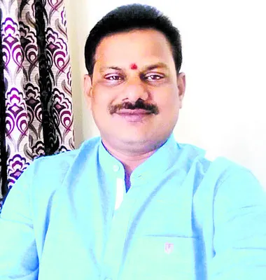 నిండా మునిగి.. గుండె పగిలి..