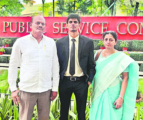 సివిల్స్లో 146వ ర్యాంకు సాధించిన రుద్రవరానికి చెందిన ప