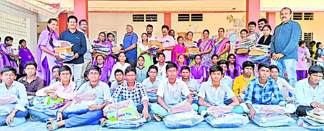 ఎన్‌సీసీతో విద్యా, ఉద్యోగాల్లో రిజర్వేషన్లు 