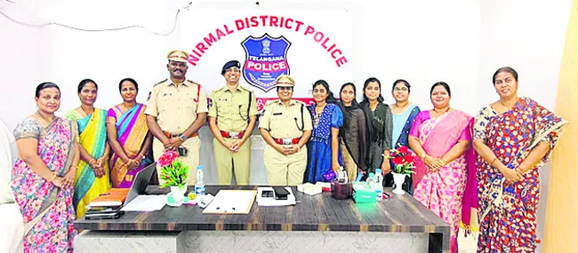 పట్టుదలతో లక్ష్యం చేరుకోవాలి