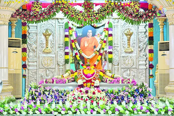 నేడు సత్యసాయి ఆరాధనోత్సవాలు