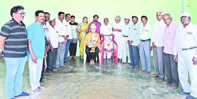 దేవపుత్ర సాహిత్యం చిరస్మరణీయం