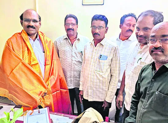 జూనియర్ కళాశాలల అభివృద్ధికి కృషి