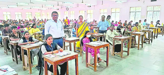 నర్సింగ్ పరీక్షలకు 453 మంది హాజరు