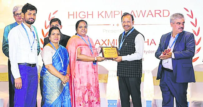 మహేశ్వరం ఆర్టీసీ డిపోకు ‘హై లెవల్‌’ అవార్డు 