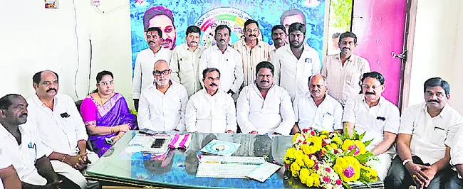 ప్రజా సమస్యల పరిష్కారమే లక్ష్యం