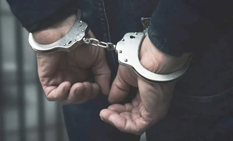 Pakistani To Hyderabad Via Nepal Detained By Police