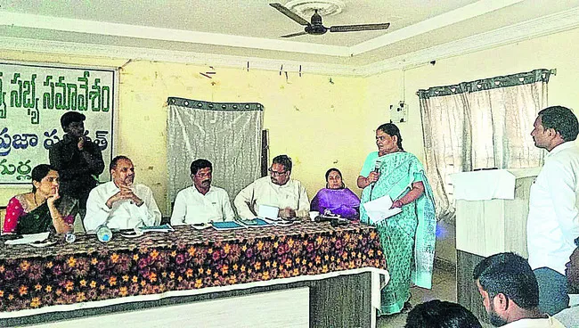 సమస్యల పరిష్కారానికి కృషి చేయాలి