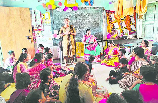 ప్రైవేట్‌ పాఠశాలలకు  దీటుగా అంగన్‌వాడీలు