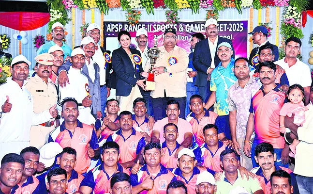 ఓవరాల్ చాంపియన్ కర్నూలు బెటాలియన్