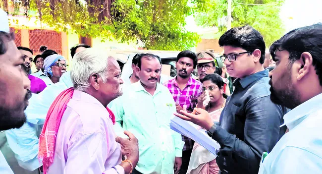 సార్‌.. కందులు కొనుగోలు చేయడం లేదు