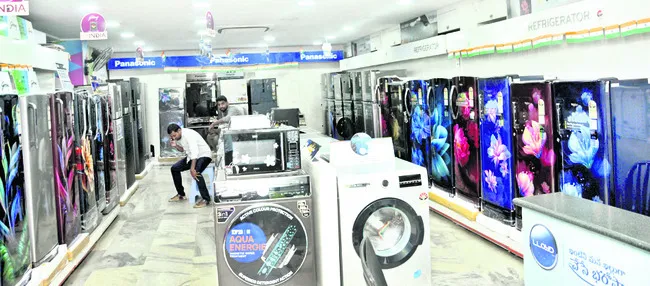 ఫ్రిజ్‌లకు గిరాకీ 
