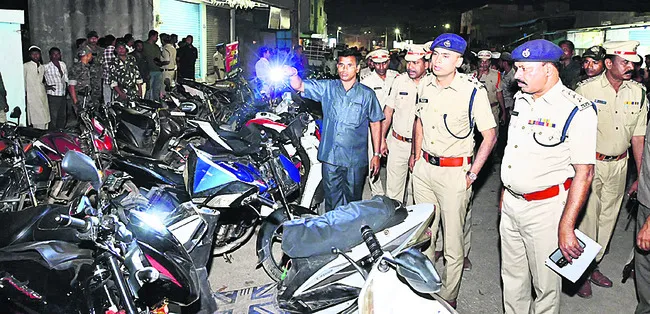 కేఆర్కే కాలనీలో కమ్యూనిటీ కాంటాక్ట్‌
